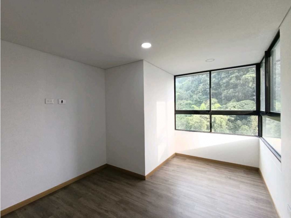 APARTAMENTO PARA LA RENTA EN LAS PALMAS SECTOR COUNTRY CLUB — foto 2