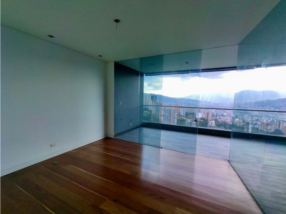 Apartamento para Venta en Medellín sector Altos del Poblado — foto 2