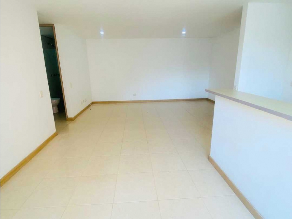 APARTAMENTO PARA LA RENTA EN SABANETA SECTOR LOMA SAN JOSE — foto 3