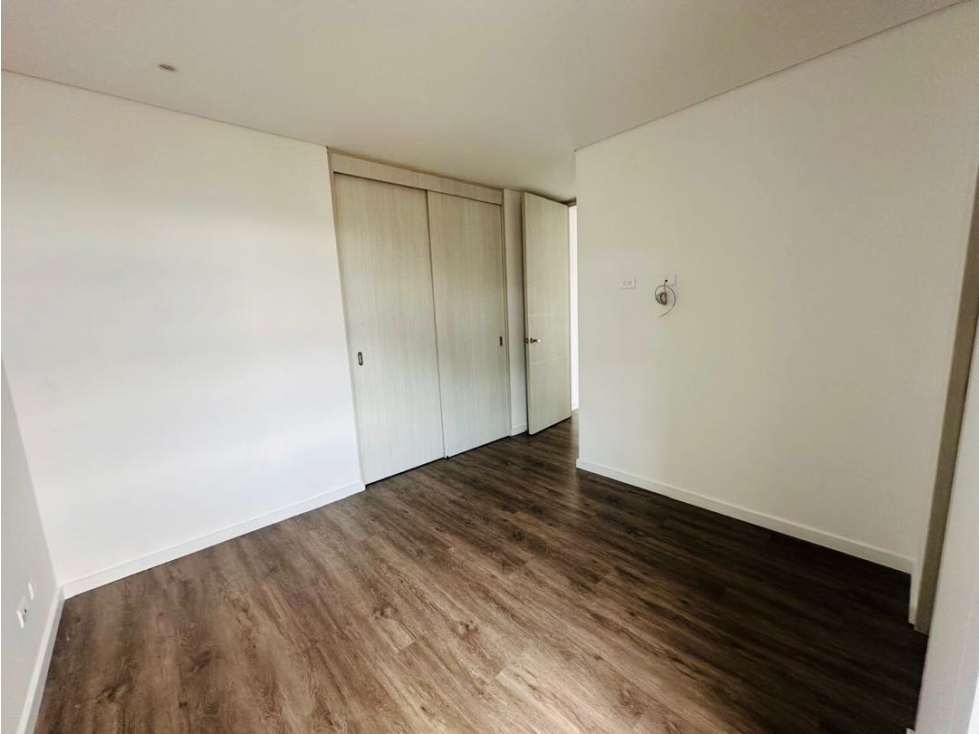 Apartamento en Arriendo en El Poblado sector Lalinde — foto 5