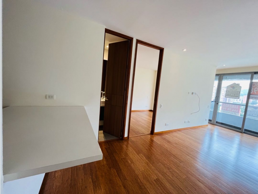 Apartamento en Arriendo en El Poblado sector El Tesoro — foto 2