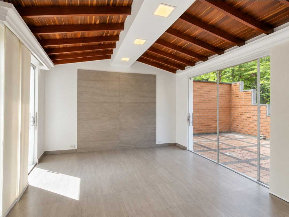 APARTAMENTO PARA LA VENTA EL POBLADO LOMA DE LOS PARRA