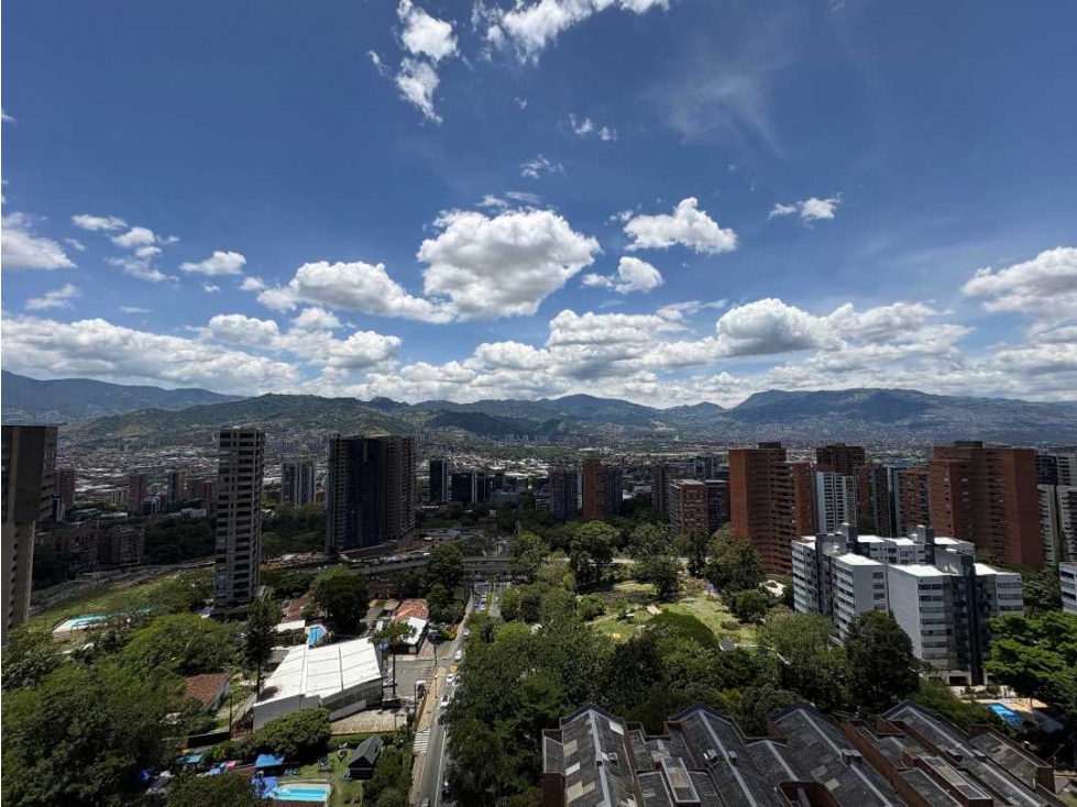 APARTAMENTO PARA LA VENTA EL POBLADO SECTOR BALSOS — foto 2