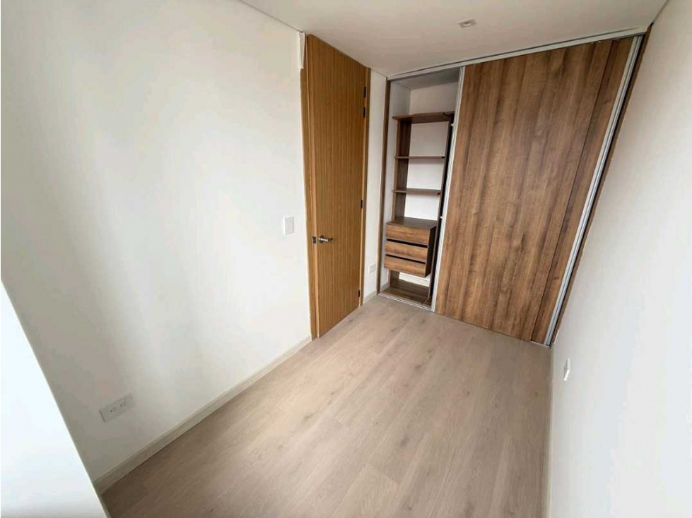 Apartamento en Edificio Fort Miyers Cedritos — foto 2