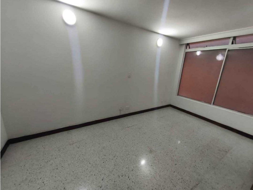 Apartamento para la venta en Conquistadores — foto 3
