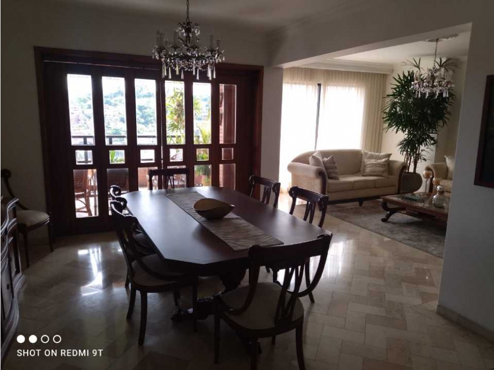 Apartamento para la venta en el oeste de cali barrio normandia 278 m²