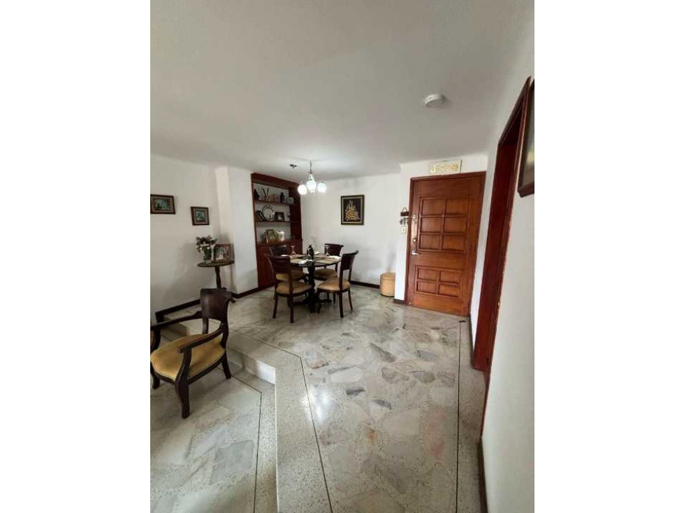 Apartamento para la venta en el sur de cali barrio el ingenio — foto 2
