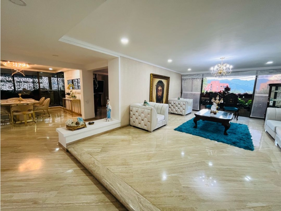 Apartamento en Venta en El Poblado sector Los Balsos — foto 2