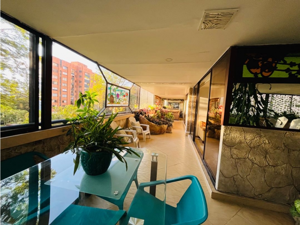Apartamento en Venta en El Poblado sector Los Balsos — foto 4