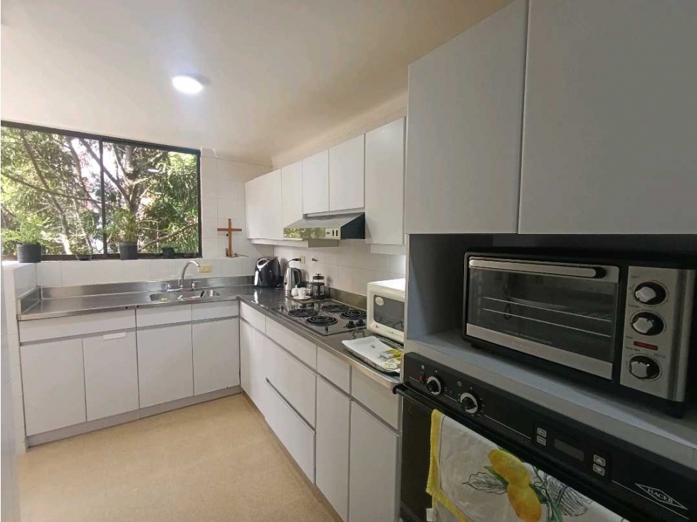 APARTAMENTO DUPLEX PARA LA VENTA EN EL POBLADO — foto 4