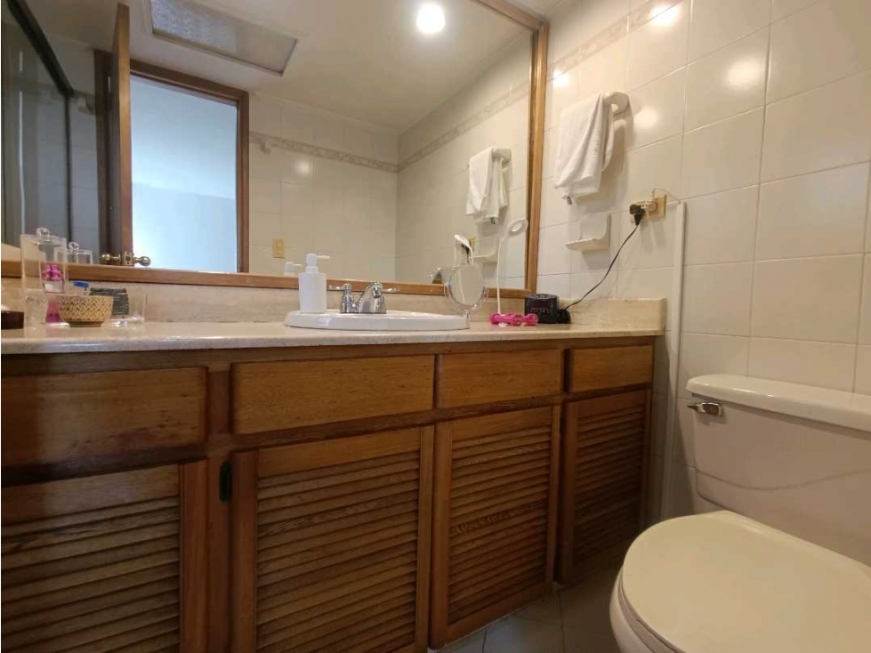 APARTAMENTO DUPLEX PARA LA VENTA EN EL POBLADO — foto 6