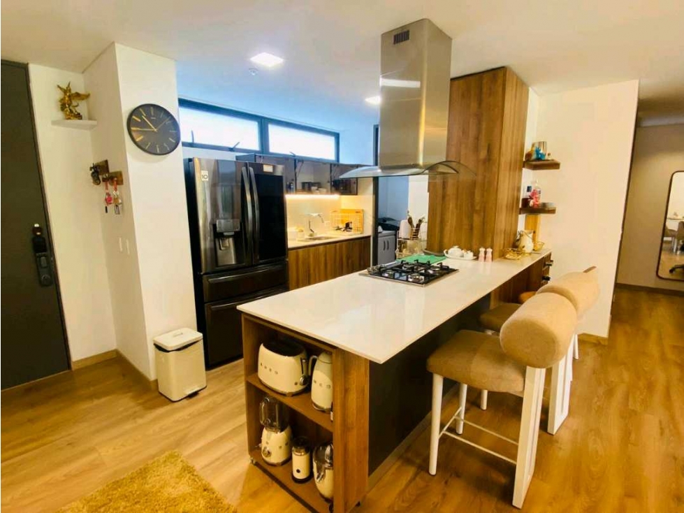 APARTAMENTO PARA LA VENTA EN EL POBLADO SECTOR LAS PALMAS