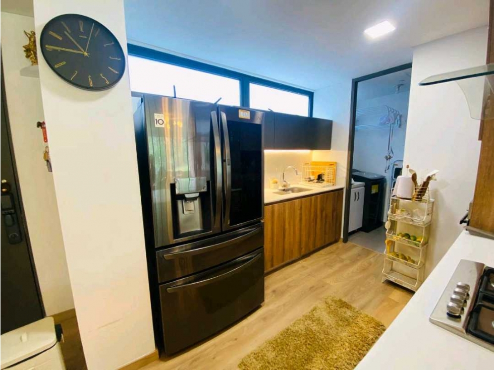 APARTAMENTO PARA LA VENTA EN EL POBLADO SECTOR LAS PALMAS — foto 4