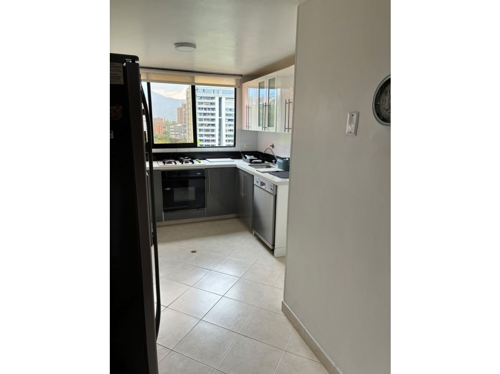 Apartamento para la Venta en el Poblado sector los Balsos — foto 2