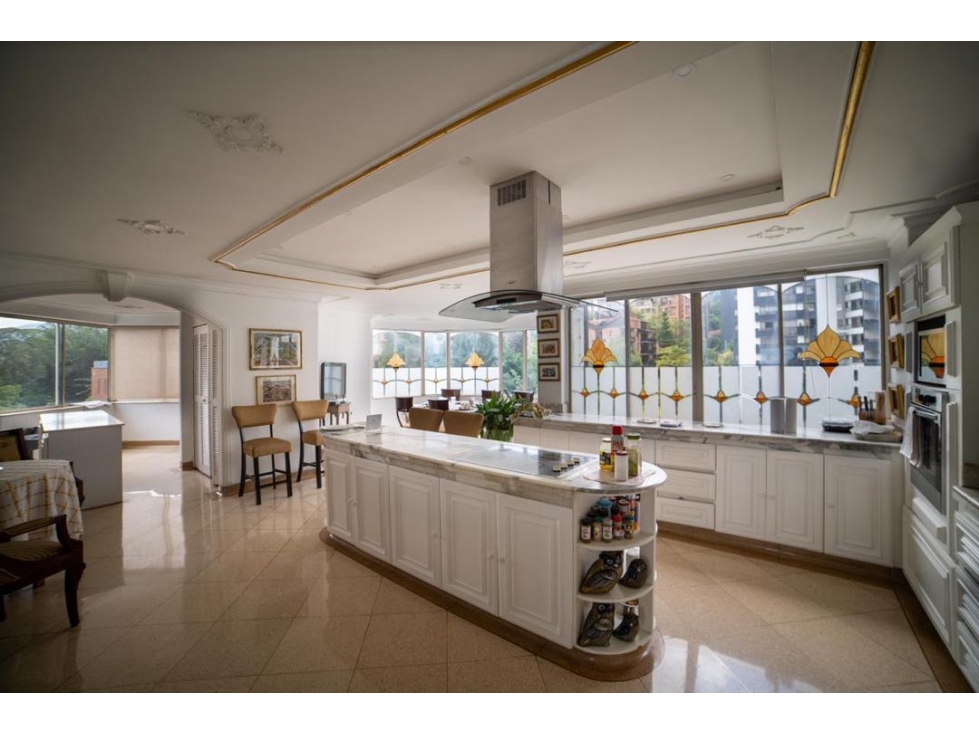 Apartamento para la Venta en Medellín poblado Balsos — foto 3