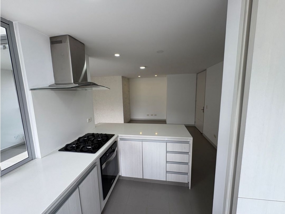 Apartamento en Venta en Medellín Av Palmas — foto 4