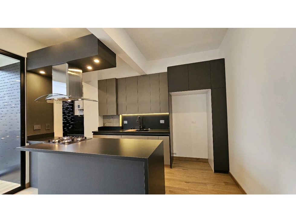 Apartamento Nuevo de 120m² con Domótica en Venta, Conquistadores — foto 3
