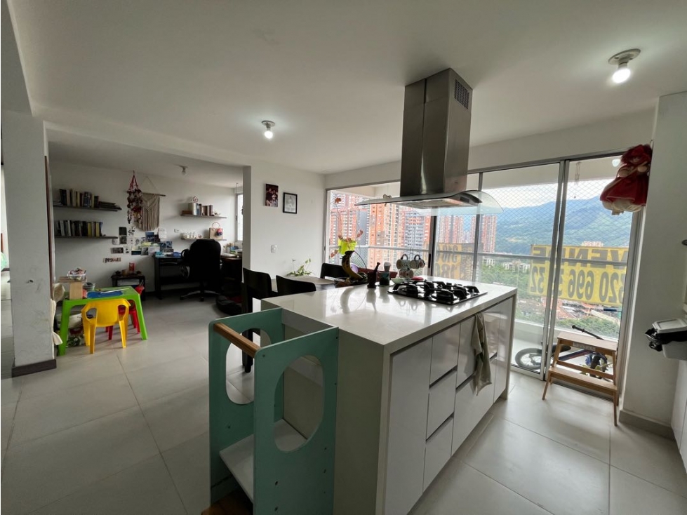 Apartamento para la venta en Suramérica, Unidad Cerrada