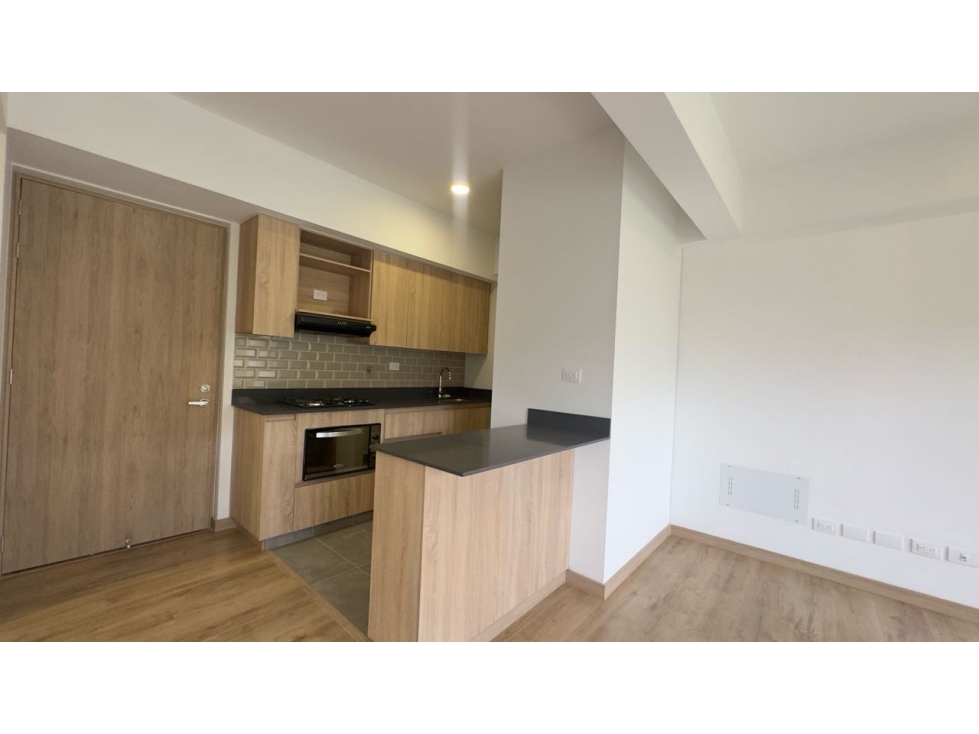 Apartamento para la venta en unidad cerrada en el retiro