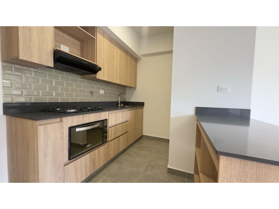 Apartamento para la venta en unidad cerrada en el retiro — foto 2