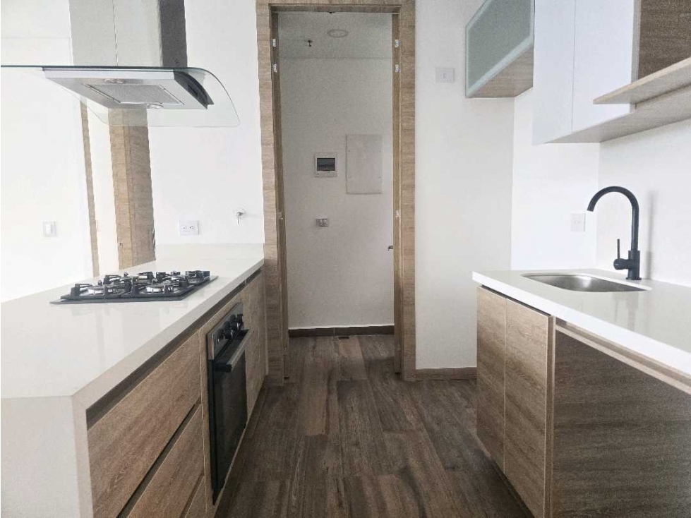 APARTAMENTO PARA LA VENTA ENVIGADO LOMA DEL ESCOBERO — foto 6