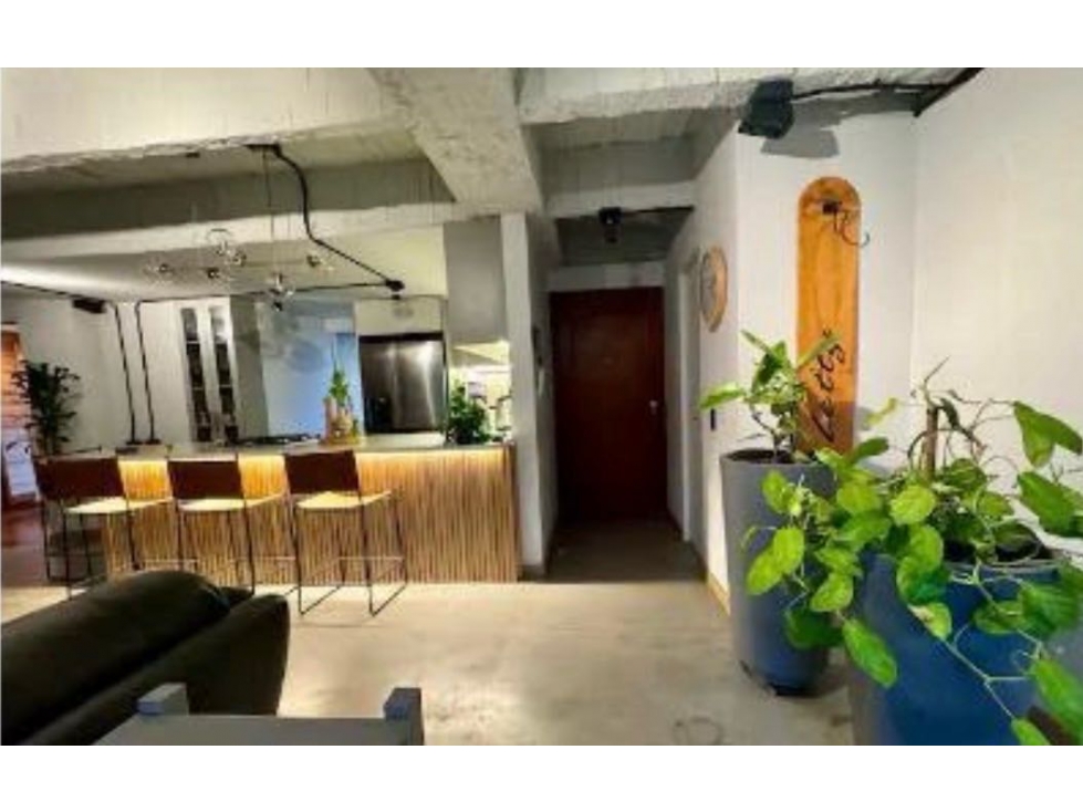APARTAMENTO PARA LA VENTA, LAS LOMAS REFORMADO VISTA VERDE — foto 2
