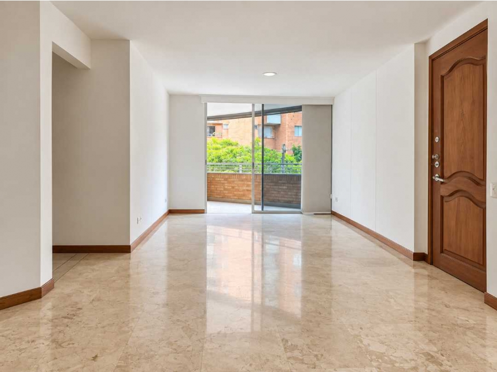 APARTAMENTO PARA LA VENTA LAURELES CERCA AL SEGUNDO PARQUE