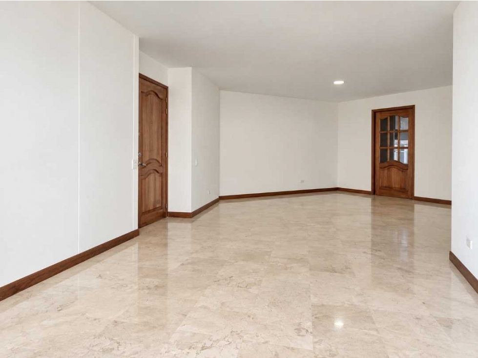 APARTAMENTO PARA LA VENTA LAURELES CERCA AL SEGUNDO PARQUE — foto 6