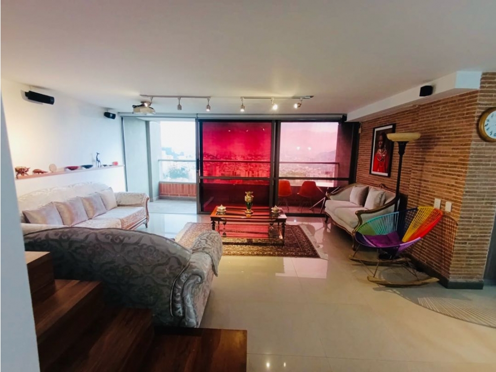Apartamento Duplex en Venta en el Poblado sector San Lucas