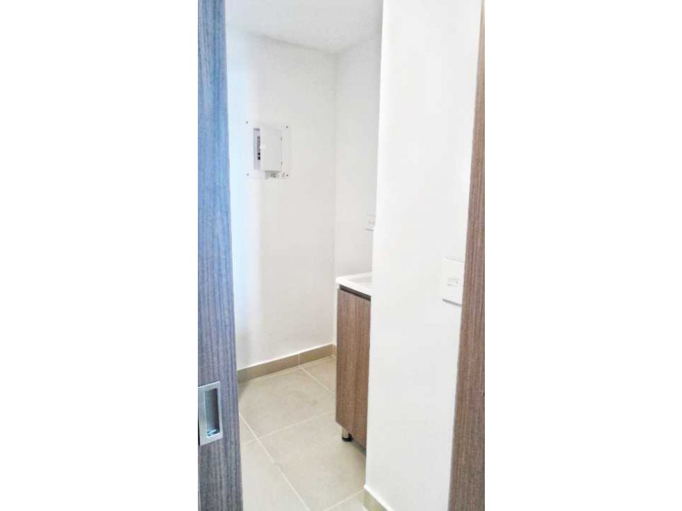 APARTAMENTO PARA LA VENTA POR LA AVENIDA CENTENARIO 40-66 — foto 6