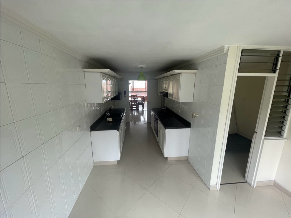 Apartamento para reformar por tesoro amplio y bien ubicado — foto 6