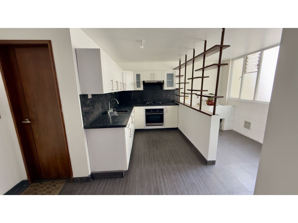 APARTAMENTO PARA REMODELAR - MULTICENTRO