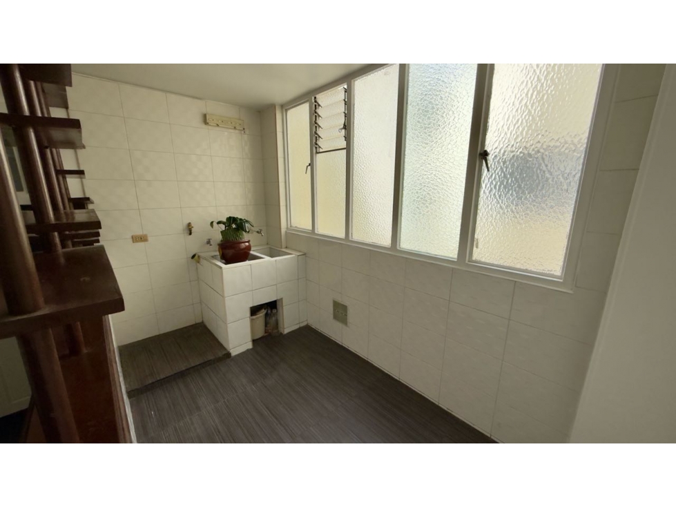 APARTAMENTO PARA REMODELAR - MULTICENTRO — foto 2