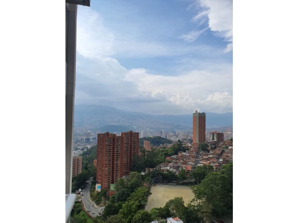 Apartamento en Arriendo Amoblado en Poblado Loma del Indio — foto 4
