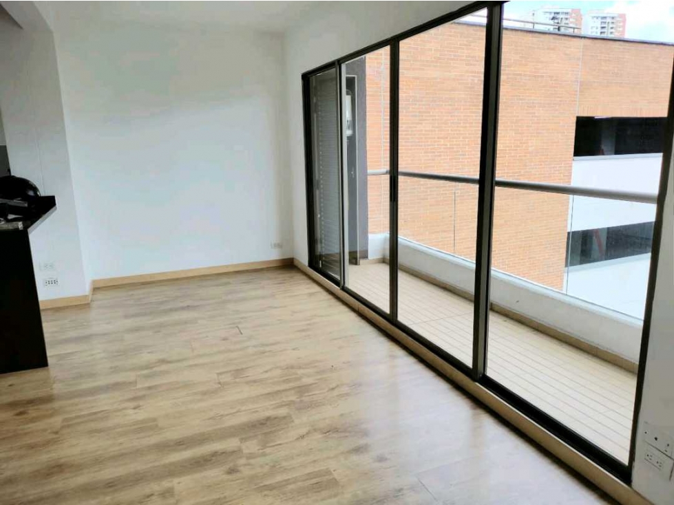 APARTAMENTO PARA VENTA EN BELEN SECTOR LOMA LOS BERNAL — foto 2