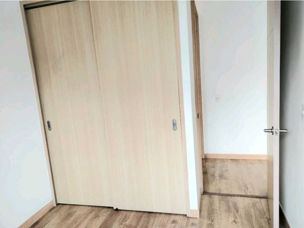 APARTAMENTO PARA VENTA EN BELEN SECTOR LOMA LOS BERNAL — foto 6