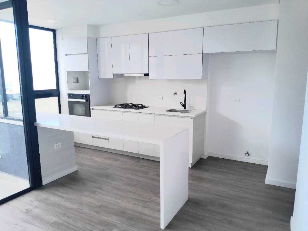 APARTAMENTO PARA RENTA EN EL POBLADO SECTOR LALINDE
