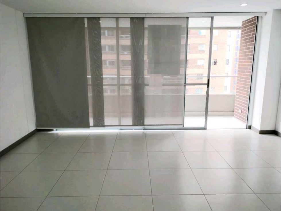 APARTAMENTO PARA RENTA EN EL POBLADO SECTOR CUIDAD DEL RIO — foto 4