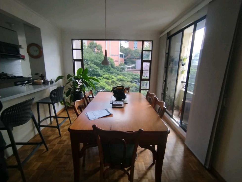 APARTAMENTO PARA RENTA EN EL POBLADO. EDIFICIO JUNCOS. — foto 3