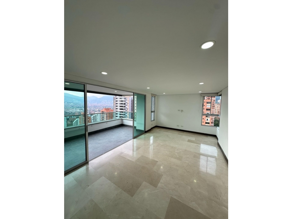 APARTAMENTO PARA RENTA EN LOS PARRA