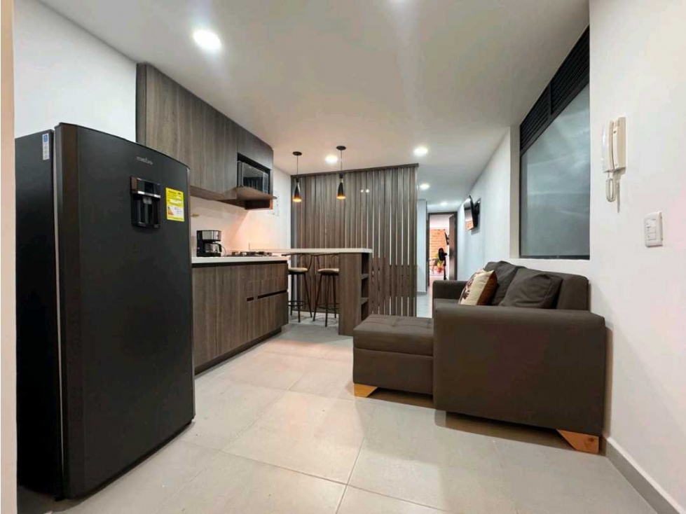 APARTAMENTO INTERNO RENTAS CORTA A 3 CUADRAS DEL METRO SAN JAVIER — foto 2