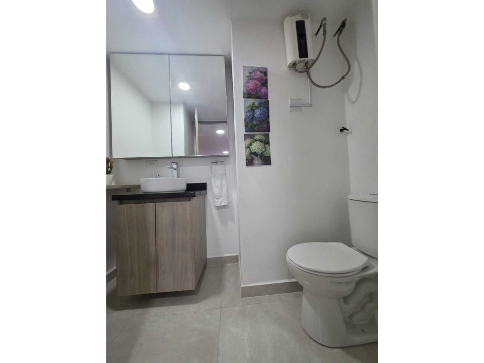 Apartamento para rentas cortas en el corazon del poblado (AMOBLADO) — foto 4