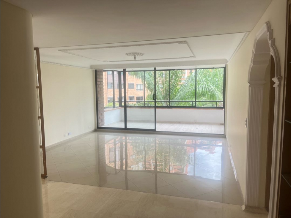 APARTAMENTO PARA VENTA. EN MEDELLÍN. EL POBLADO, SECTOR LA TOMATERA — foto 2