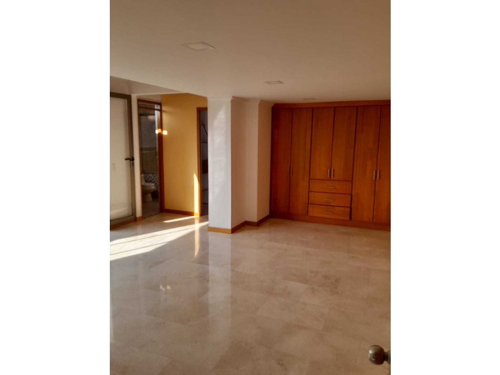 APARTAMENTO PENHOUSE SABANETA
