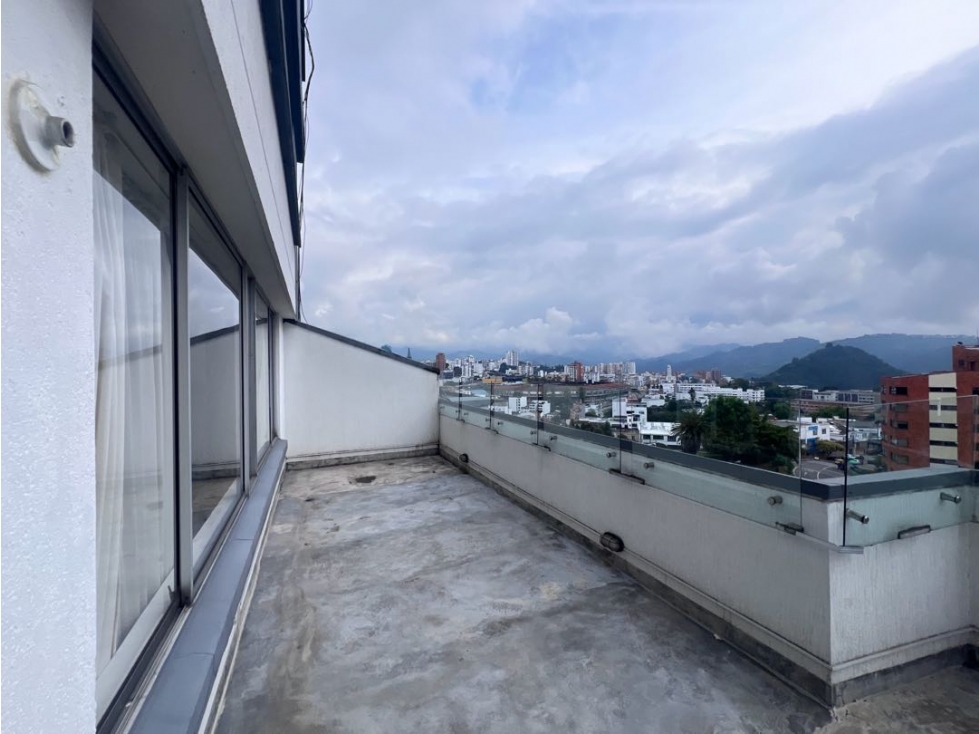 Apartamento Penthouse 3 alcobas Los Rosales Av. Santander Manizales