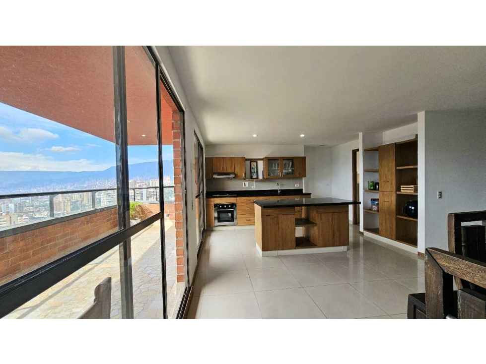 Dúplex Pent-house de 236m² con Vista Panorámica en Sabaneta — foto 6
