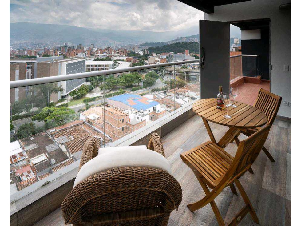 Arriendo penthouse amoblado en laureles
