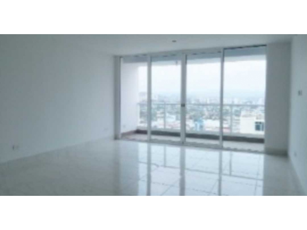 APARTAMENTO PH PACIFIC PARK EN PLAZA EDISON — foto 2