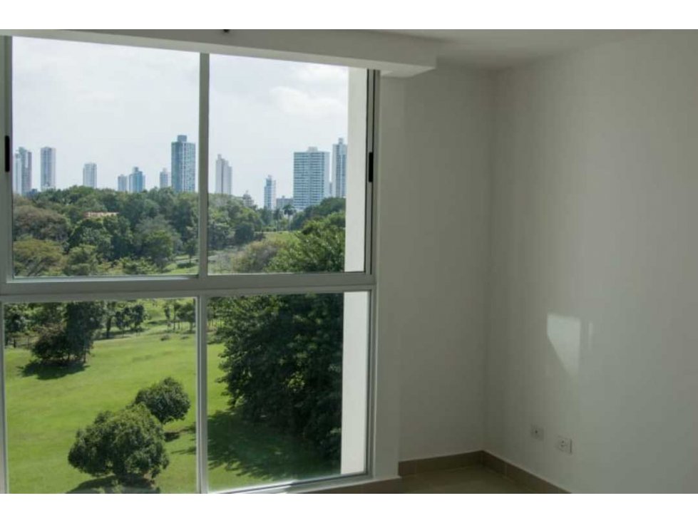 APARTAMENTO PH RESIDENCIAS DEL SOL, FRENTE AL PARQUE OMAR — foto 4