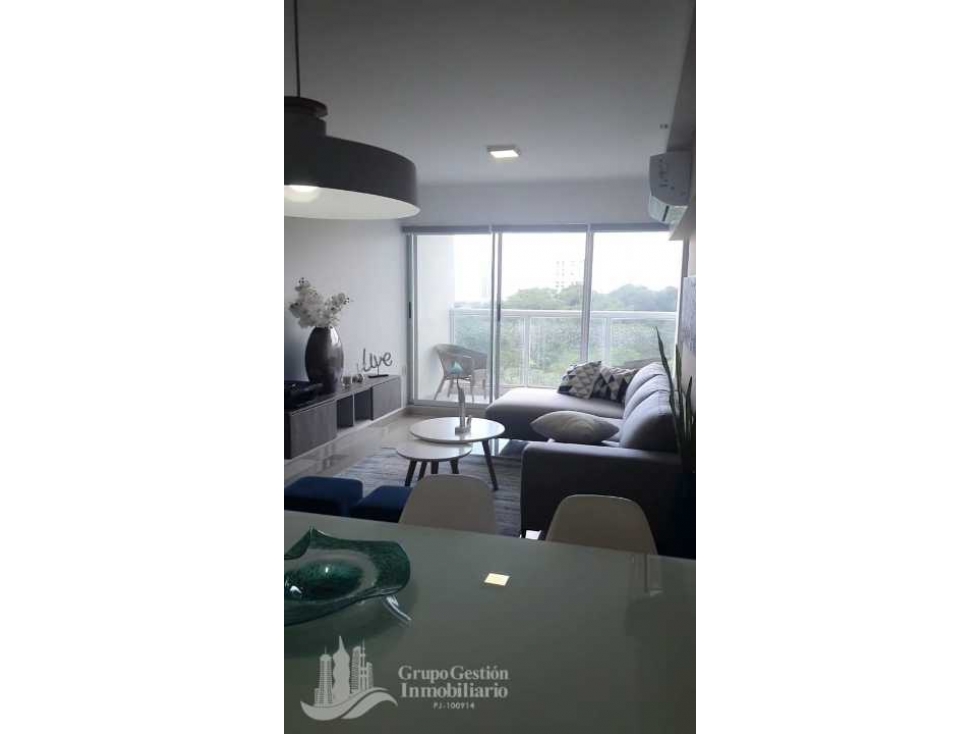 APARTAMENTO PH RESIDENCIAS DEL SOL, FRENTE AL PARQUE OMAR — foto 3